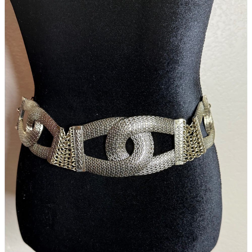 Chicos Women OS Chain Belt Gold Tone Mesh Interlocking Medallion Adjustable Boho